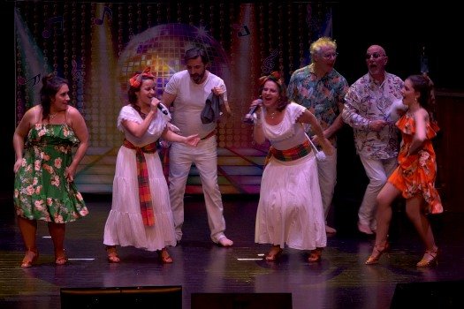 Danc Sing Show Image de la troupe Danc Sing Show. Sacha Rives